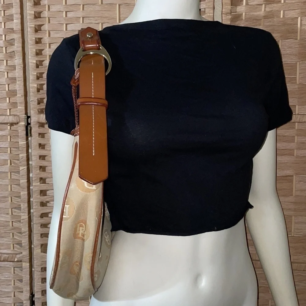 Dooney & Bourke Bag Signature Logo Hobo Shoulder Bag Dooney Shoulder Bag 🔥